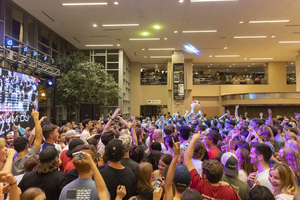 Students fill the MU Student Center during the midnight BBQ